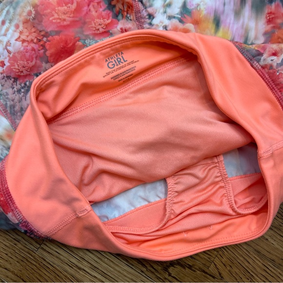 athlete girl run the world 3" shorts sz L 12 - Picture 4 of 4